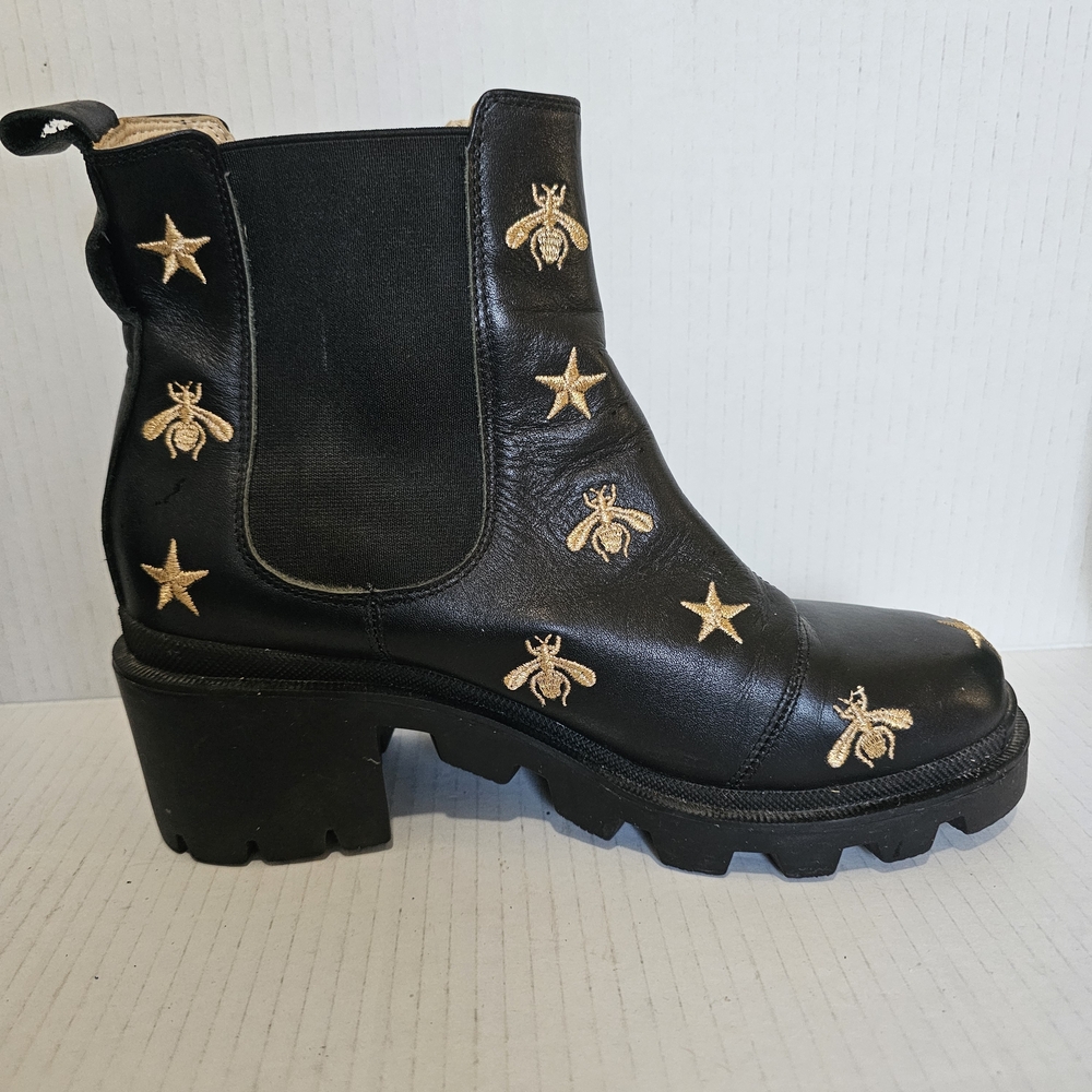 Gucci Black Chelsea Star and Bee Embroidered Leather Boots Sz 8 Rubber Sole - Picture 9 of 14